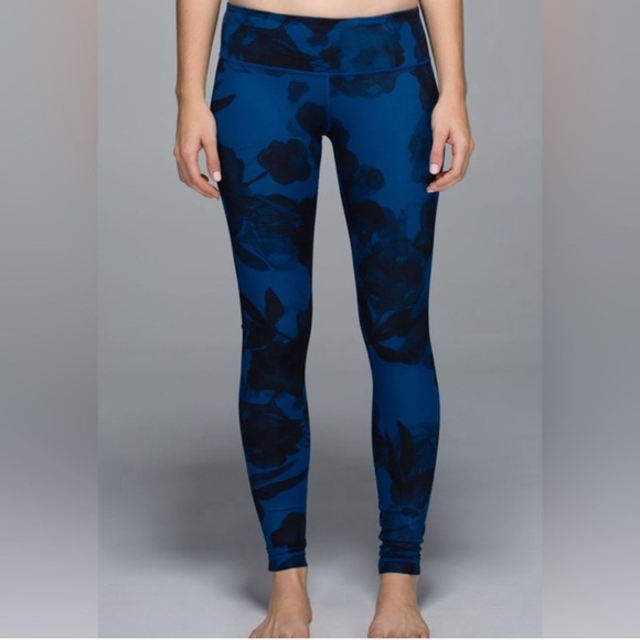 Lululemon Wunder Under Pant Luxtreme Inky Floral Black Inkwell Size 8 - Picture 1 of 13